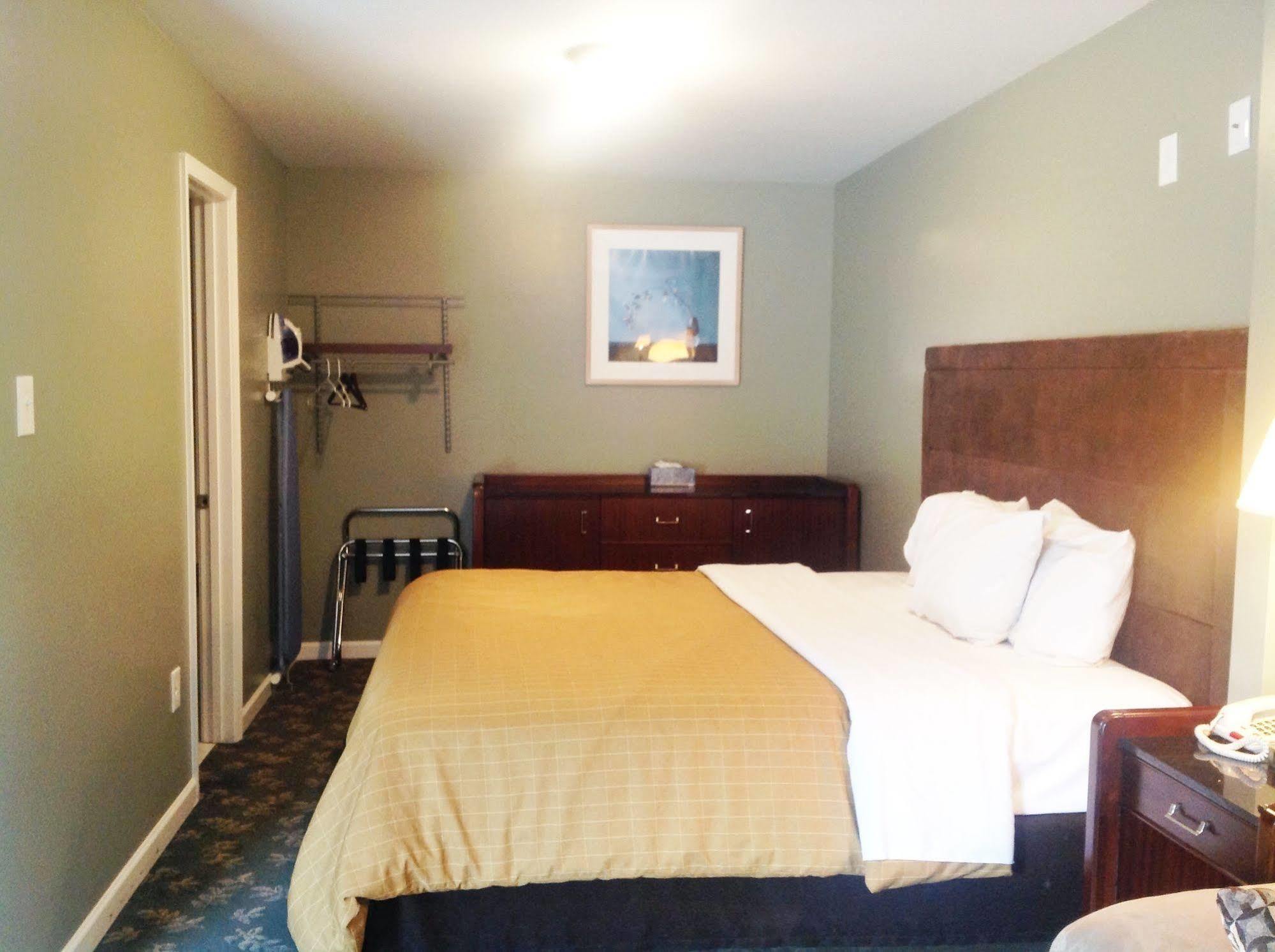 Jefferson Inn And Suites Экстерьер фото